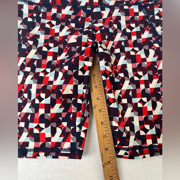 LOT OF 2 - Sweaty Betty Power 9" Biker Shorts Sz S 4/6 Green/Red Geo Maze Print - Picture 13 of 15